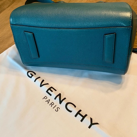 GIVENCHY ANTIGONA SMALL - Picture 5 of 14